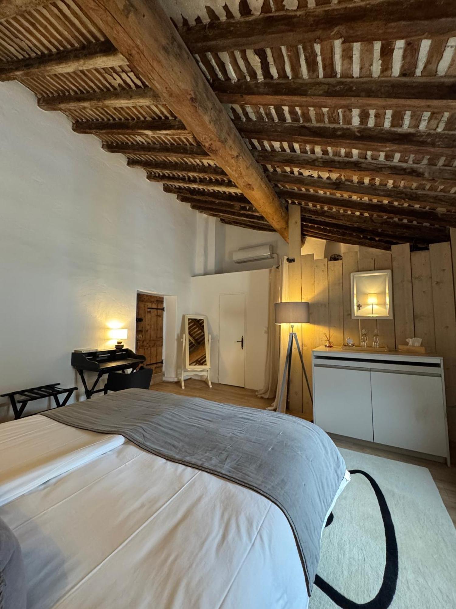 La Chapelle Sur La Sorgue Bed & Breakfast L'Isle-sur-la-Sorgue Exterior photo